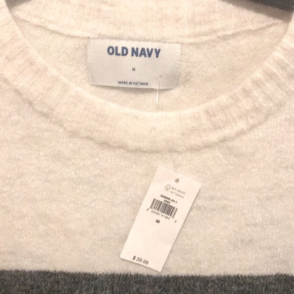 Old Navy Sweater Old Navy Sweater - Picture 2 of 5